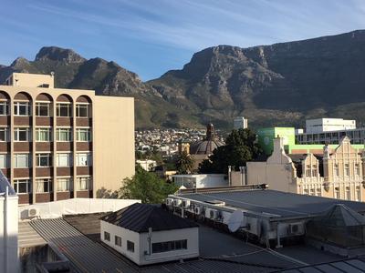 Apartment / Flat For Rent in Cape Town City Centre, Cape Town
