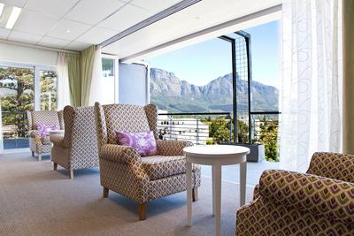 Apartment / Flat For Sale in Kenilworth Upper, Cape Town