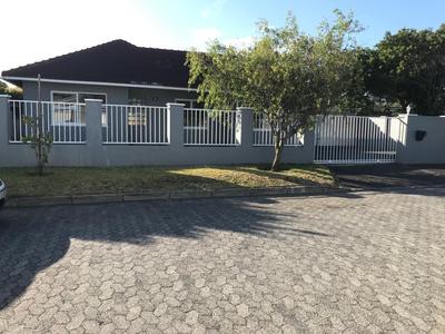 House For Rent in Sun Valley, Fish Hoek