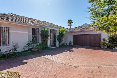 House For Sale in Pinelands, Cape Town