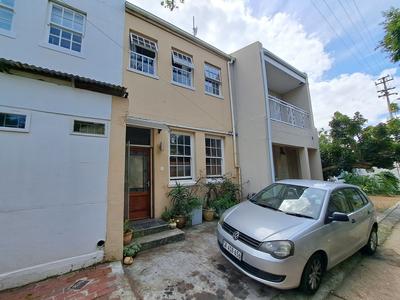 House For Sale in Mowbray, Cape Town