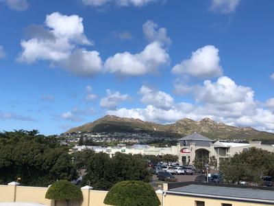 Apartment / Flat For Rent in Sunnydale, Noordhoek