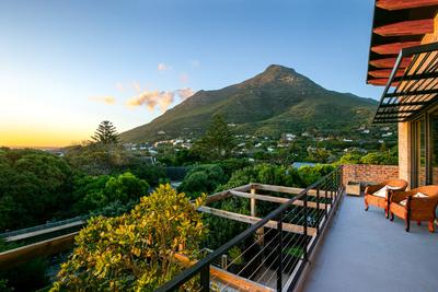 House For Sale in Chapmans Peak, Noordhoek